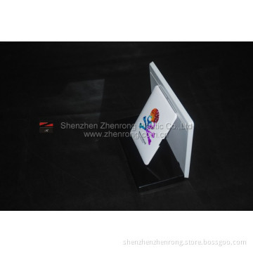 Vacuum Forming Plastic Shelf on Display